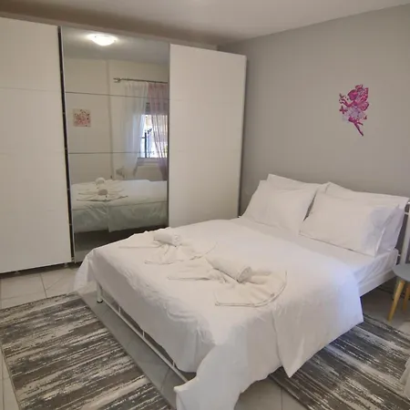 Apartman Dimitras Kalithea