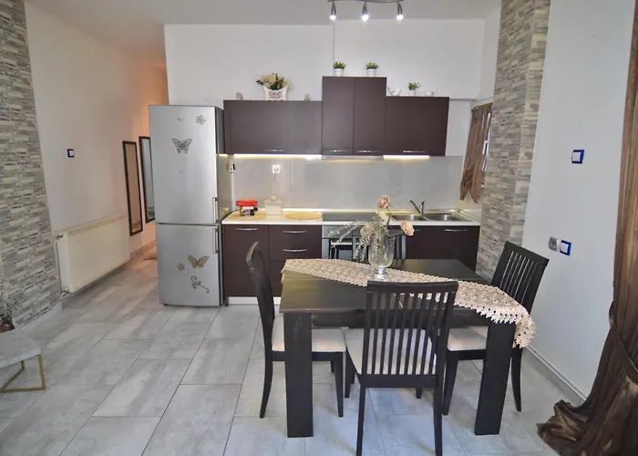 Dimitras Kalithea * Kastoria